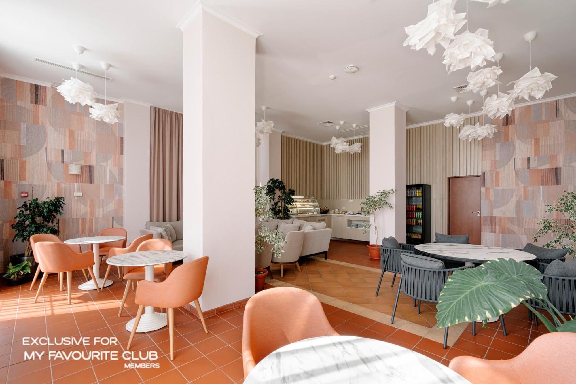 Alua Helios Bay Hotel Obzor Exterior photo