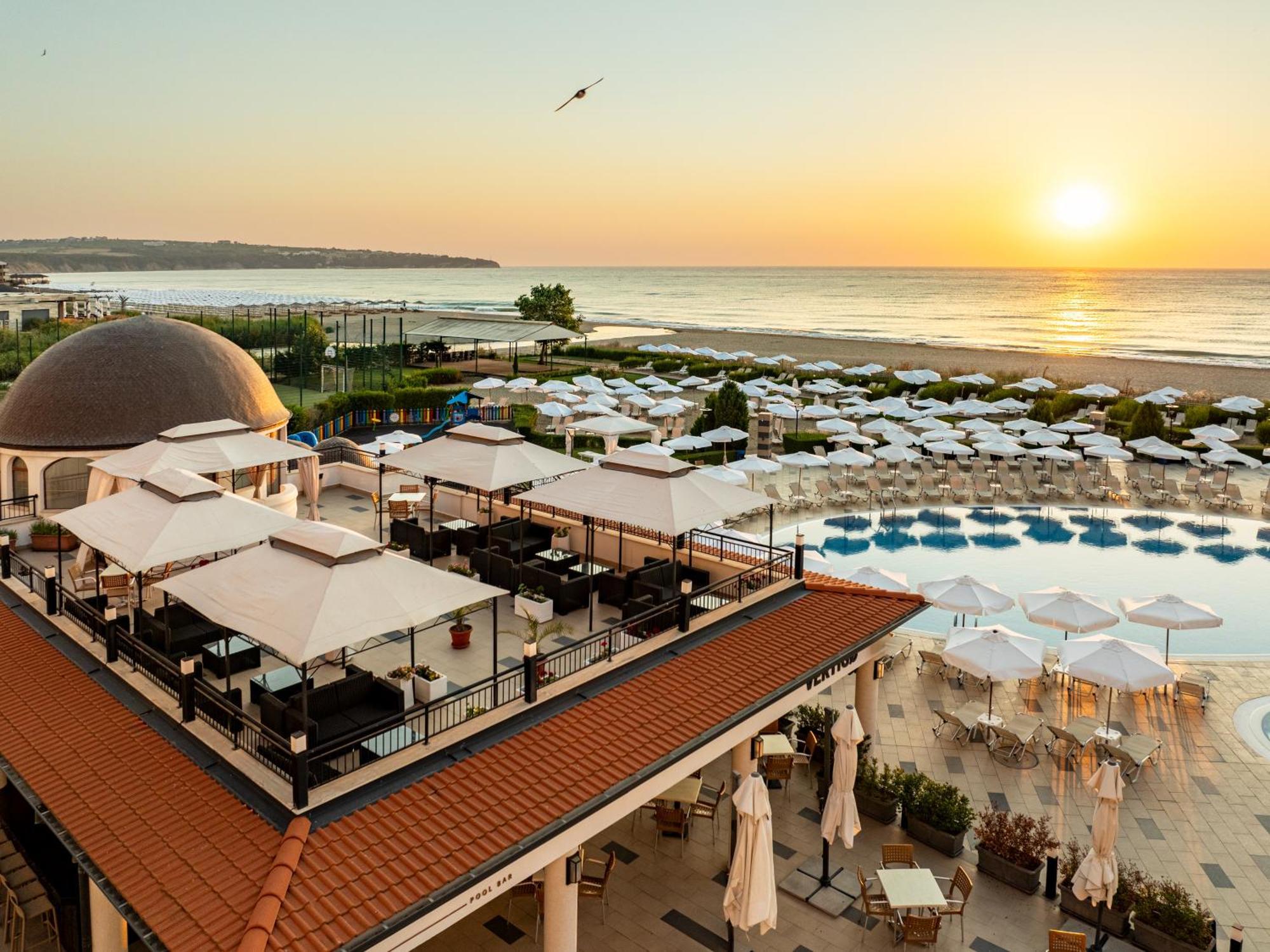 Alua Helios Bay Hotel Obzor Exterior photo